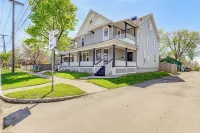 Walk to Niagara Falls! Family Home with Yard