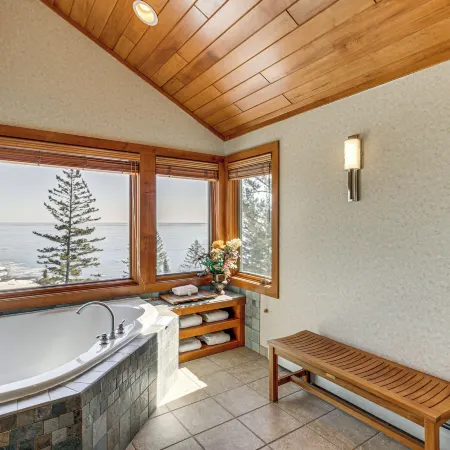 Lake Superior Views! Ultimate North Shore Retreat
