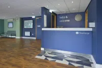 Travelodge Pembroke Dock Hotel a 