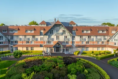Renaissance Paris Hippodrome de St. Cloud Hotel Hotels in Paris