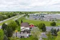 Super Inn by OYO Lansing MI