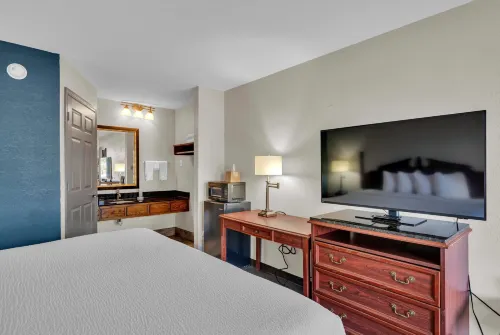 Baymont by Wyndham Warner Robins