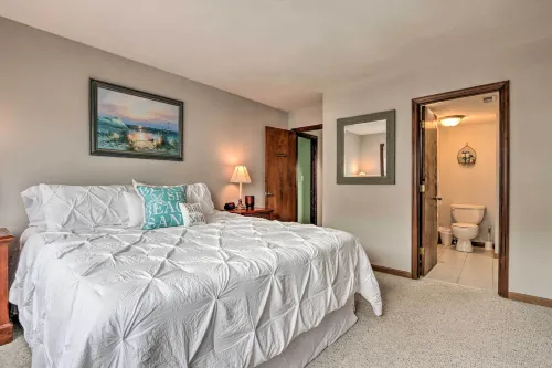 1 Mi to Dining! Lakeside Group Getaway in Ozarks - 3-نجوم