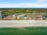 Beachfront Studio Condo - Top of the Gulf 317 - Apartments