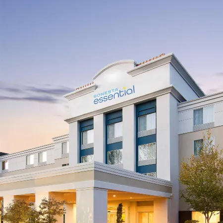 Sonesta Essential HOU Airport Road