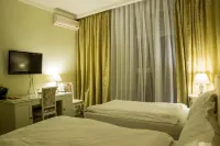 Ar Nuvo Hotel