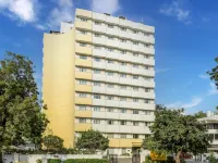 Lemon Tree Hotel, Ahmedabad Hotels near Paldi