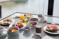 安託法加斯塔特拉多套房酒店 - 早餐