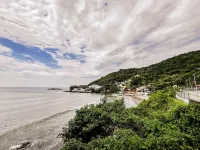 Casa com Piscina Churrasqueira e Ar Condicionado
