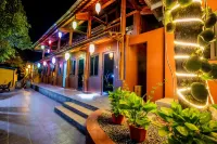 Catba Papillon Garden Bungalow & Resort Hotels near Hospital Cave