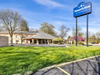 AmericInn by Wyndham Delafield Hotels in Delafield