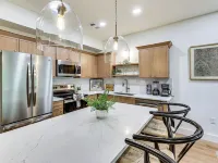 Near Trails & Town! Newly Built Mena Retreat فنادق في مينا