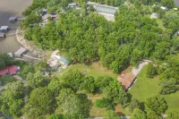 Lakefront Retreat | Hot Tub, Pool & Boat Dock - parking