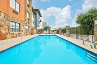 Holiday Inn Express & Suites MARBLE FALLS by IHG - Pools