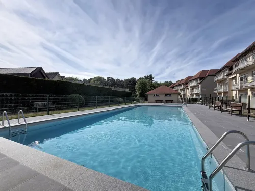 Green Garden Q17 - 203 with Shared Pool