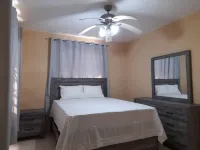 TJ Guest House - Jamaica - 2-Sterne