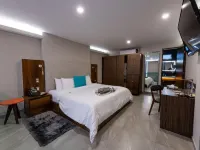 J 大樓酒店 鄰近那波斯的酒店