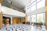 HOTEL COURTLAND - Lãng mạn