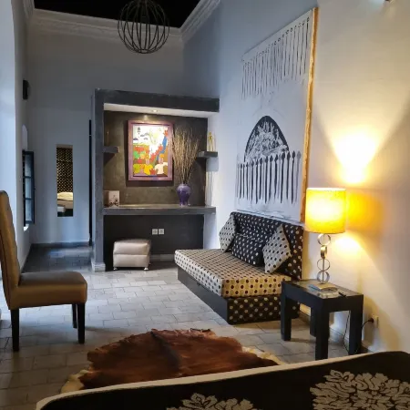 Riad7