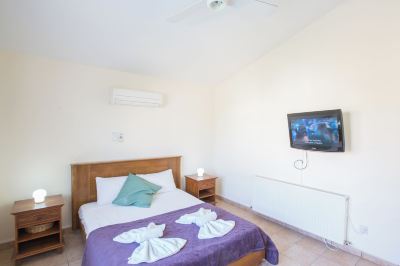 Villa, 4 Bedrooms, Smoking, Private Pool Ayia Napa Holiday Villa at26 Photo