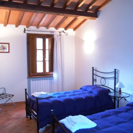 Three-Room Apartment on the Outskirts of Chianti