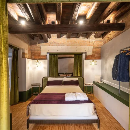 Locanda Leon Bianco on the Grand Canal