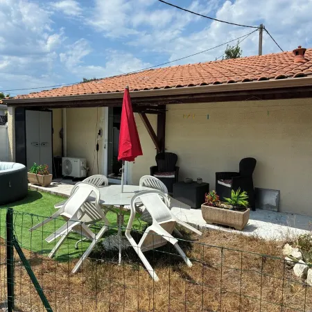 Air-Conditioned Cottage