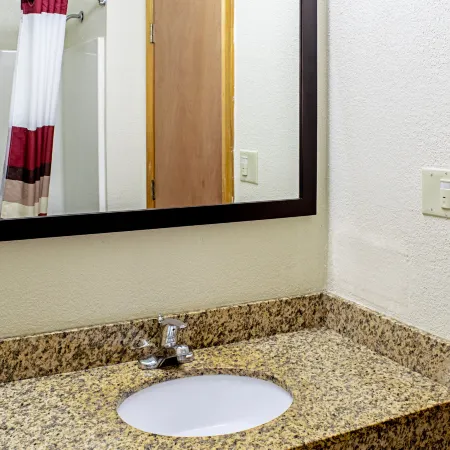 Red Roof Inn & Suites Middletown - Franklin