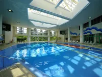Rizzan Sea Park Hotel Tancha Bay - Uima-altaat