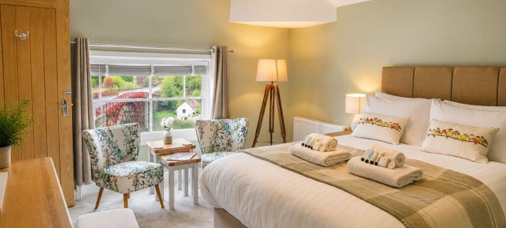 Bridgeside Rooms Hotels in Telford
