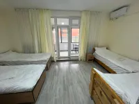 The Lake Townhouse - Bãi đậu xe