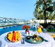 Sea Side Resort - مسبح غير متناهي