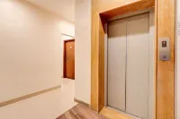 Super Townhouse Oak Ramdaspeth Downtown - 2-Star