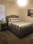Cozy Casa Bliss: 3 Bedroom Desert Home - 홈스테이
