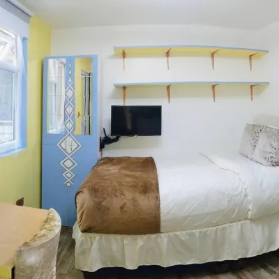 Cozy Studio Zulu Central London Hotels near Camberwell