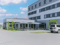 B&B HOTEL Bruchsal-Karlsdorf - Bãi đậu xe