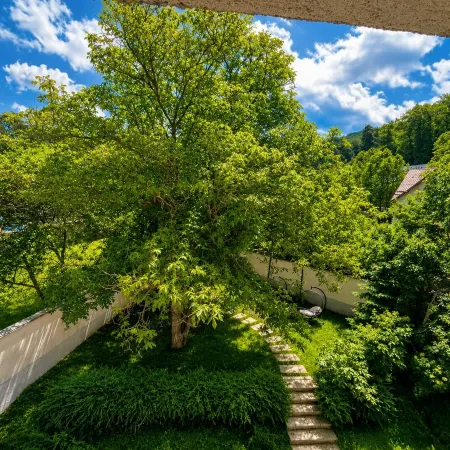 Kron Garden Retreat