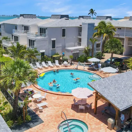 Lighthouse Resort & Club