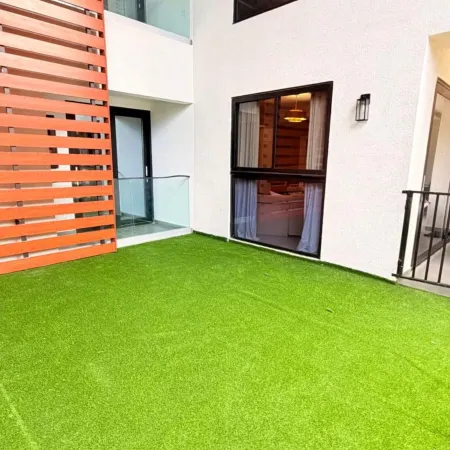 2BR Comfy City Apartment - The Rogers