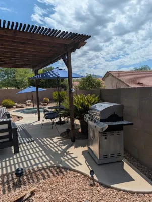 Cozy Casa on Cul-De-Sac Corner Lot, Heated Spa, Bring Your Fur Baby! - Boutique