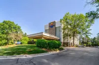 Comfort Inn Raleigh Midtown - Swimmingpools