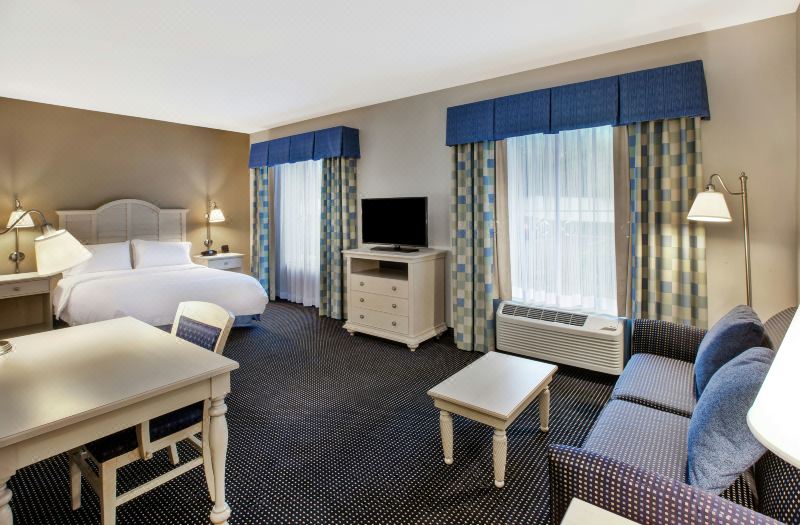 Hampton Inn & Suites Cape Cod-West Yarmouth