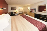 Red Roof Inn Harrisburg - Hershey - Parking
