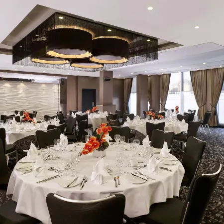 DoubleTree by Hilton Woking