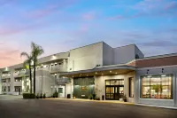 Tiller House, Laguna Hills, A Tribute Portfolio Hotel - 발코니