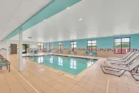 Hampton Inn & Suites by Hilton Kenosha Pleasant Prairie - Pet friendly