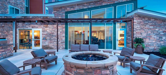 Residence Inn Omaha West Ξενοδοχεία στην πόλη Douglas County