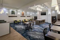 Fairfield Inn & Suites Albany Downtown - breakfast