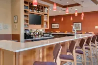 Hilton Garden Inn Milwaukee Airport - Quầy Bar