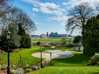 Delta Hotels by Marriott York Отели рядом с достопримечательностью «Парк Нейвсмайр»